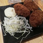 立ち呑み 庶民 大阪駅前第4ビル店 - 牡蠣フライ「サクサク！うまいっ」