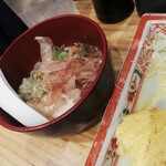 立ち呑み 庶民 大阪駅前第4ビル店 - 湯豆腐