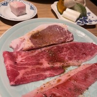 TANAKA YAKINIKU RESTAURANTE - お肉3種類で、柔らかくて美味しいです