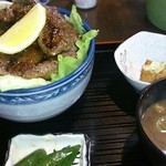 貴乃家 - ステーキ丼1300円