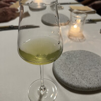 ランテルナマッサ - 何とお茶　茨城県の古内茶を2時間水出ししたそうです　あまりの滑らかさ甘さ喉越しに鳥肌が立ちました