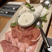 オービカ モッツァレラバー 横浜店 - 