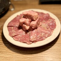 炭火焼肉ホルモン うしごろ 中目黒店 - 