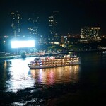 M.Bar - サイゴン川の素敵な夜景