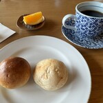 王ヶ頭ホテル - デザートの後にパン！？　なんそれ！