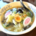 中華樓 - 五目ラーメンはアタシには少々薄目