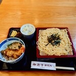 やぶ善 - ■ ランチサービスメニュー C：ざるそば or たぬきそば + ミニえび天丼、1,100円
      ■ "ざるそば"を"中華麺"に変更、50円