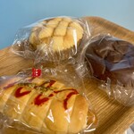 のじまベーカリー - メロンパン・フランクフルト・チョコもっちー