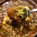 ストーン - ニンジン、ブロッコリーもゴロゴロ