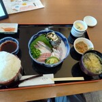 関あじ関さば館 - 関あじ関さば関ぶり食べ比べ御膳