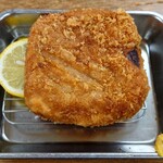 大衆酒場 馬越 - ハムカツ　280円