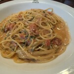 エルバッチャ - フレッシュハーブのトマトクリームソーススパゲティ　