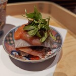 和み処 男山 - [2024年9月 訪問]間に仕込んである辛子が良いアクセント。