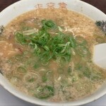 来来亭 - こってりラーメン。ねぎいっぱい