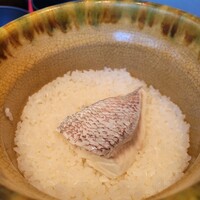 虎ノ門 もう利 - 土鍋の鯛めし