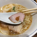 らぁ麺や 嶋 - 低温調理の豚肩ロースチャーシュー ♪