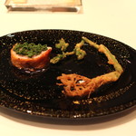 ア・ニュ ルトゥルヴェ・ヴー - 銚子の ”金目鯛” の酸味のある白菜巻き 花山椒のせ　ペリグー ソースで　長野県産 芹 の天ぷら添え　(2014/04)