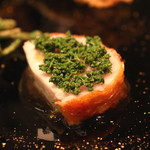 ア・ニュ ルトゥルヴェ・ヴー - 銚子の ”金目鯛” の酸味のある白菜巻き 花山椒のせ　ペリグー ソースで　(2014/04)