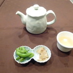 中国レストラン 雪園 - 【H26.4.22】ジャスミン茶４００円。