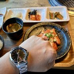 肉の青木商店 - 左腕のお供と