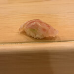 福鮨 - 何かの白身