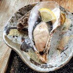 光る海 - 生牡蠣 小