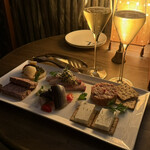 ワインバー繭 - 