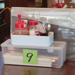 そば遊膳 満る賀 - テーブルの設え