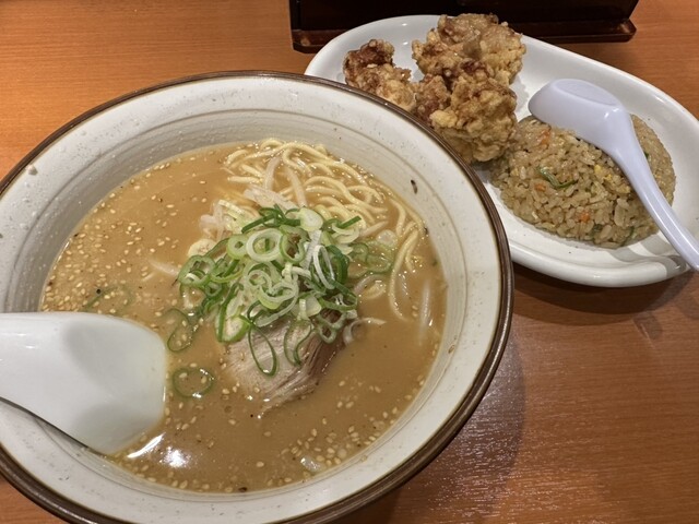 らーめん熊五郎 さんプラザ店 - 神戸三宮（阪急）/ラーメン | 食べログ