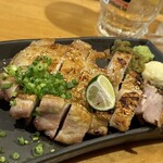 焼きもの家 慶 - 鶏モモ肉の一夜干し890円