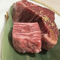 馬車道 de 焼肉 DOURAKU CORRIDA 北仲ブリック＆ホワイト店 - 