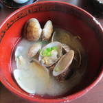 とよたま - 和朝食　アサリいっぱいの丼入り味噌汁