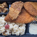 ワタナベ食品 直売店 - 2024/10/02
      ミックスフライ弁当 410円