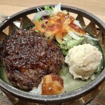 お料理あめゆき - 鉄板焼きハンバーグ御膳　1600円  ご飯大盛り(大盛り無料)ご飯は … 新潟県胎内産のクラシックの新潟県特別栽培認証米 コシヒカリ