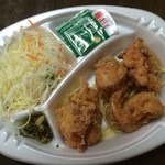 ほっともっと - 料理写真:やっとお昼( •ॢᴗ•ॢ⋈)
塩からあげ弁当にしてみました४*ପ꒰⑅•ᴗ•。꒱໊੭