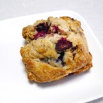 THE CITY BAKERY - ミックスベリースコーン