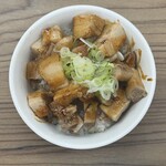 麺屋たかひろ - 炙りチャーシュー丼(黄身なし) 430円