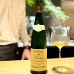 マンサルヴァ - リースリングらしいリースリング。
      ペトロル感はありますが、嫌味なく。
      そして、優しい酸がとても伸びやか。