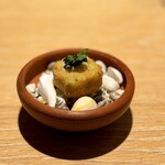 マンサルヴァ - 現地では干し鱈で作る料理だそうですが、そこは日本にもいい鱈がありますから。
      相変わらず、一口に込める味のセンスが素晴らしい♪