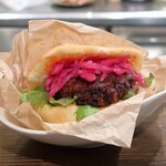 トリワイン ＰＩＫＯＳＨＨＨＵ - ラムメンチカツバーガー