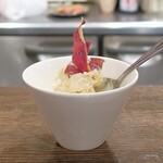 トリワイン ＰＩＫＯＳＨＨＨＵ - 八角香るコロコロさつまいもムース