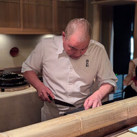 青蓮院門跡前 月おか - 