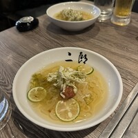 焼肉&手打ち冷麺 二郎 KANAYAMA - 美味しい冷麺