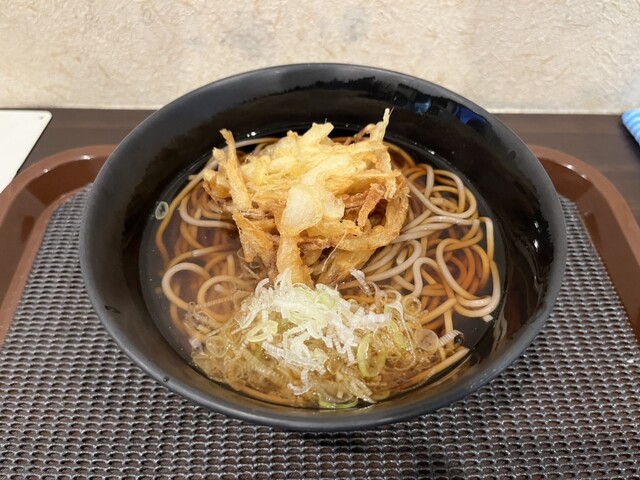 田舎そば 須坂 かけそば390円、本日の100円天ぷら白えびかき揚げ100円