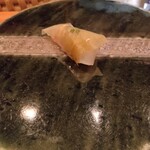 鮨 茶居庵 - 鯛の昆布締め