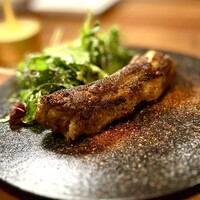 上六ワイン - ❹白金豚スペアリブのマリナード 梶谷農園のサラダ