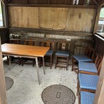 うなぎの美鶴 - 待合室の内部