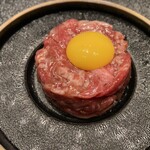 北海道焼肉 北うし - 特選びえい和牛サーロインのユッケ