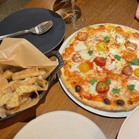 ERUTAN RESTAURANT BAR - 