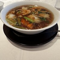 四川豆花飯荘 東京店 - 五目スープ麺
